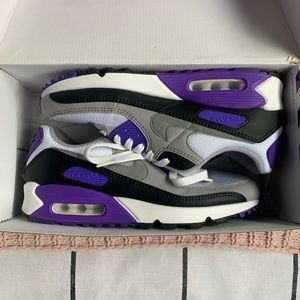 COPY - Purple Nike Air Max’s. Women’s Size 9.